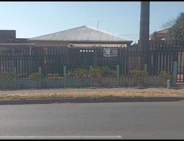 2 BEDROOM HOUSE FOR SALE IN ROSETTENVILLE